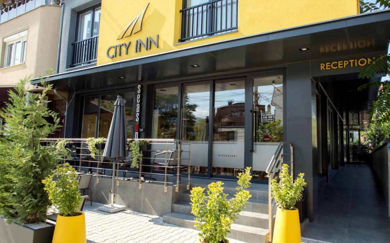 City Inn Pristina Exterior photo